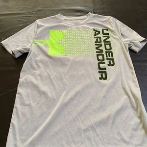 NWOT Boy’s Under Armour T-shirt